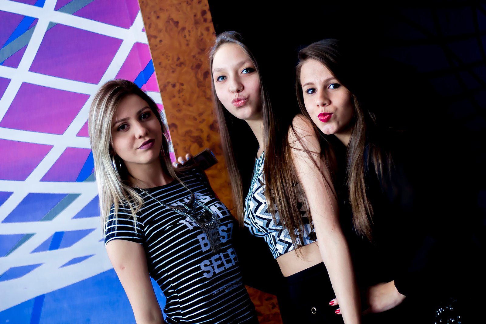 Bikini 28.10.2016-Kenzi Marinho-revista-backstages-bikini-club (22)