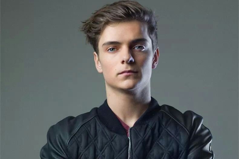 martin-garrix-revista-backstages-brasil