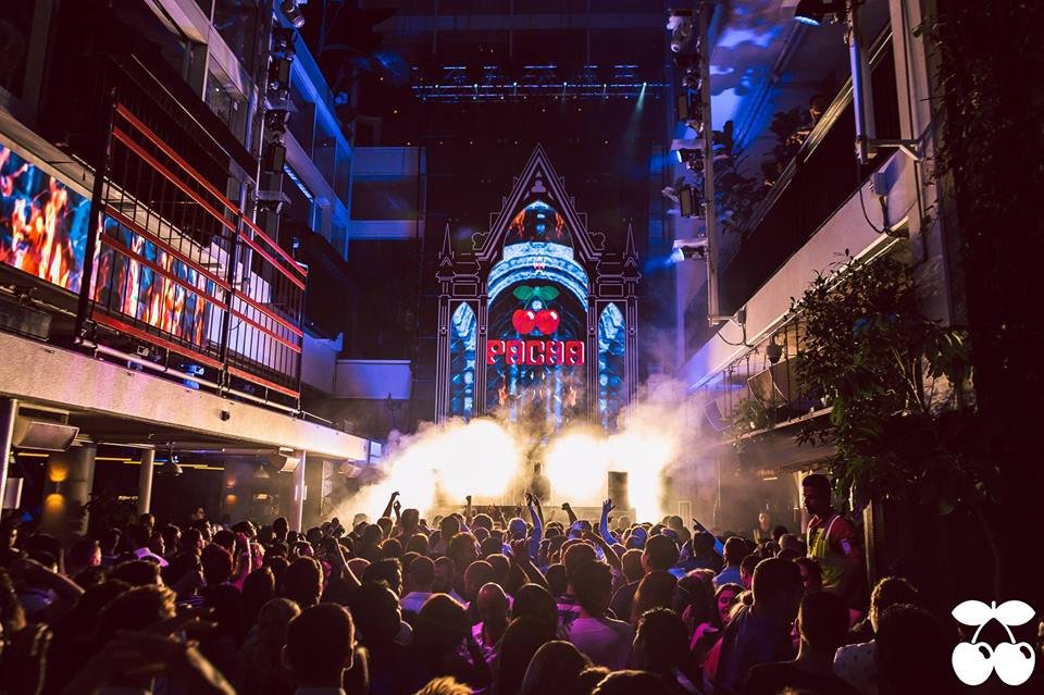 Pacha_Ibiza_revista_backstages