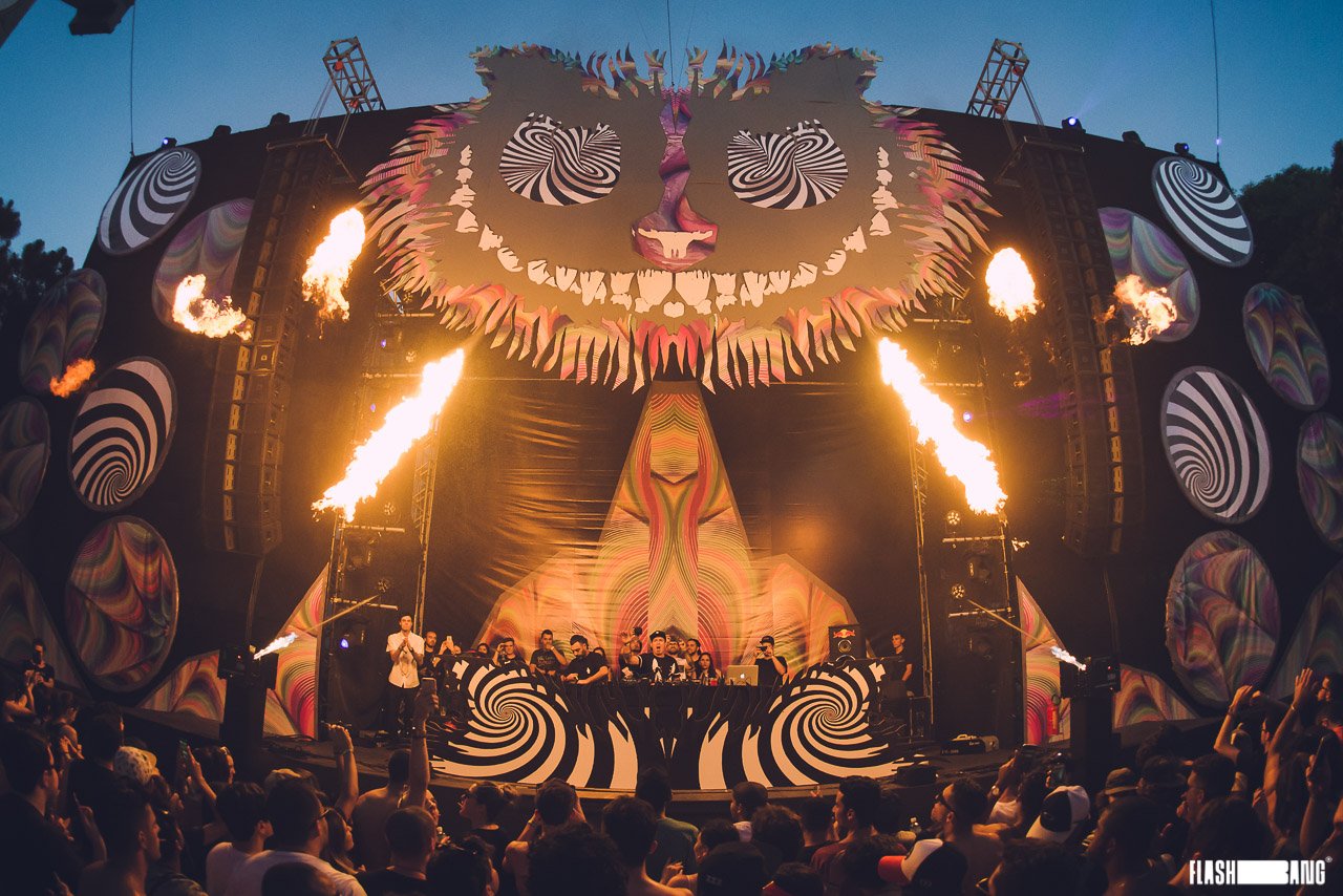 Mundo_Psicodelic_Festival_Backstages_flashbang_5