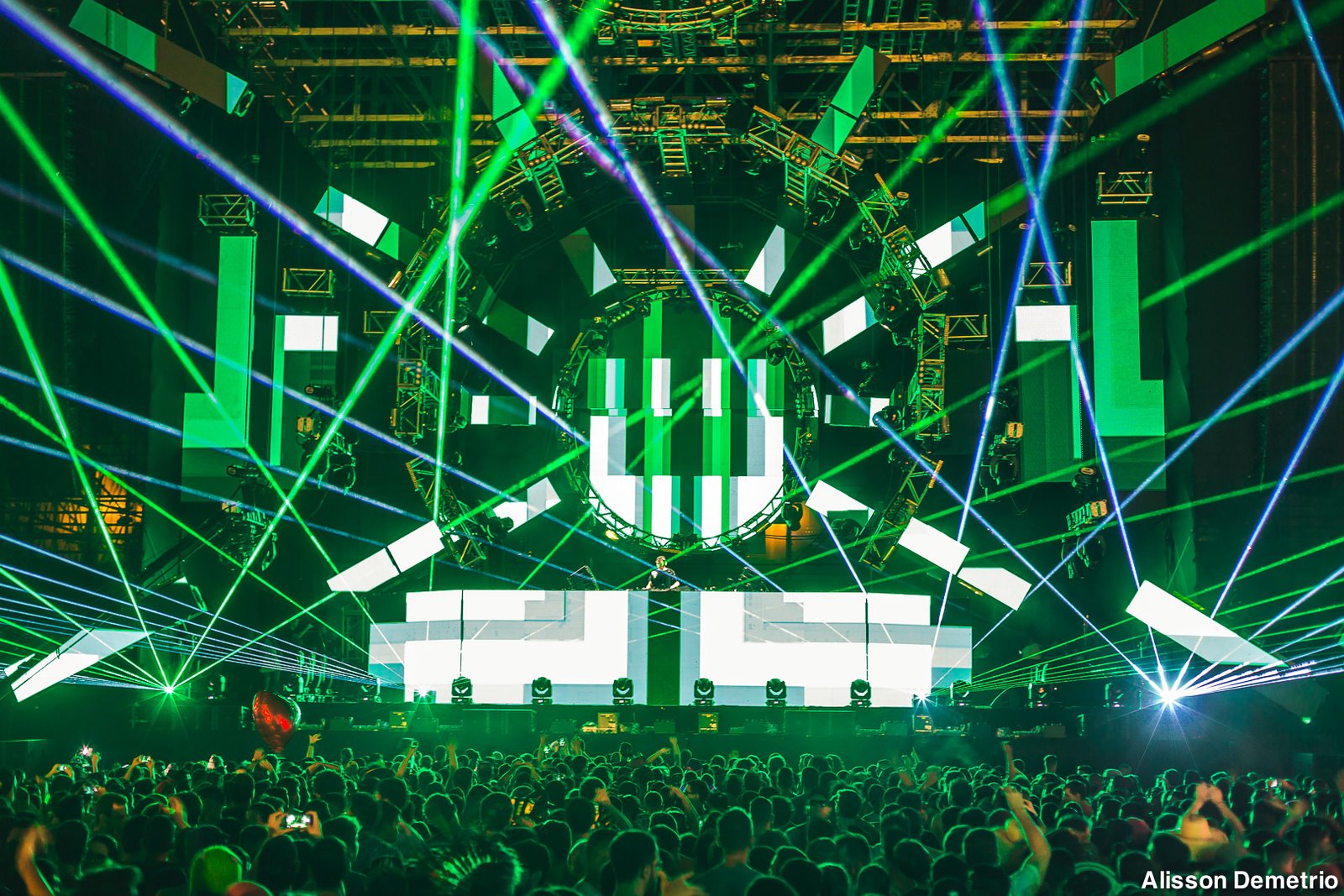 © Alisson Demetrio | 2016