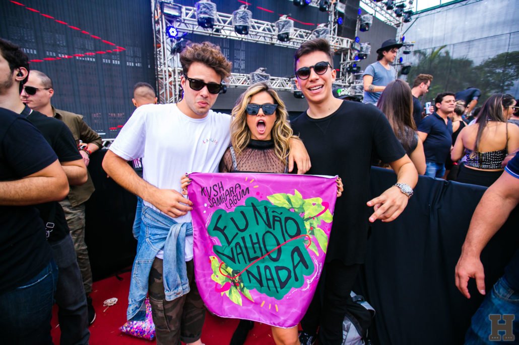 novo-single-de-kvsh-em-parceria-com-samhara-e-banda-lagum-atinge-200-mil-plays-no-spotify-apos-um-mes-de-lancamento-revista-backstages